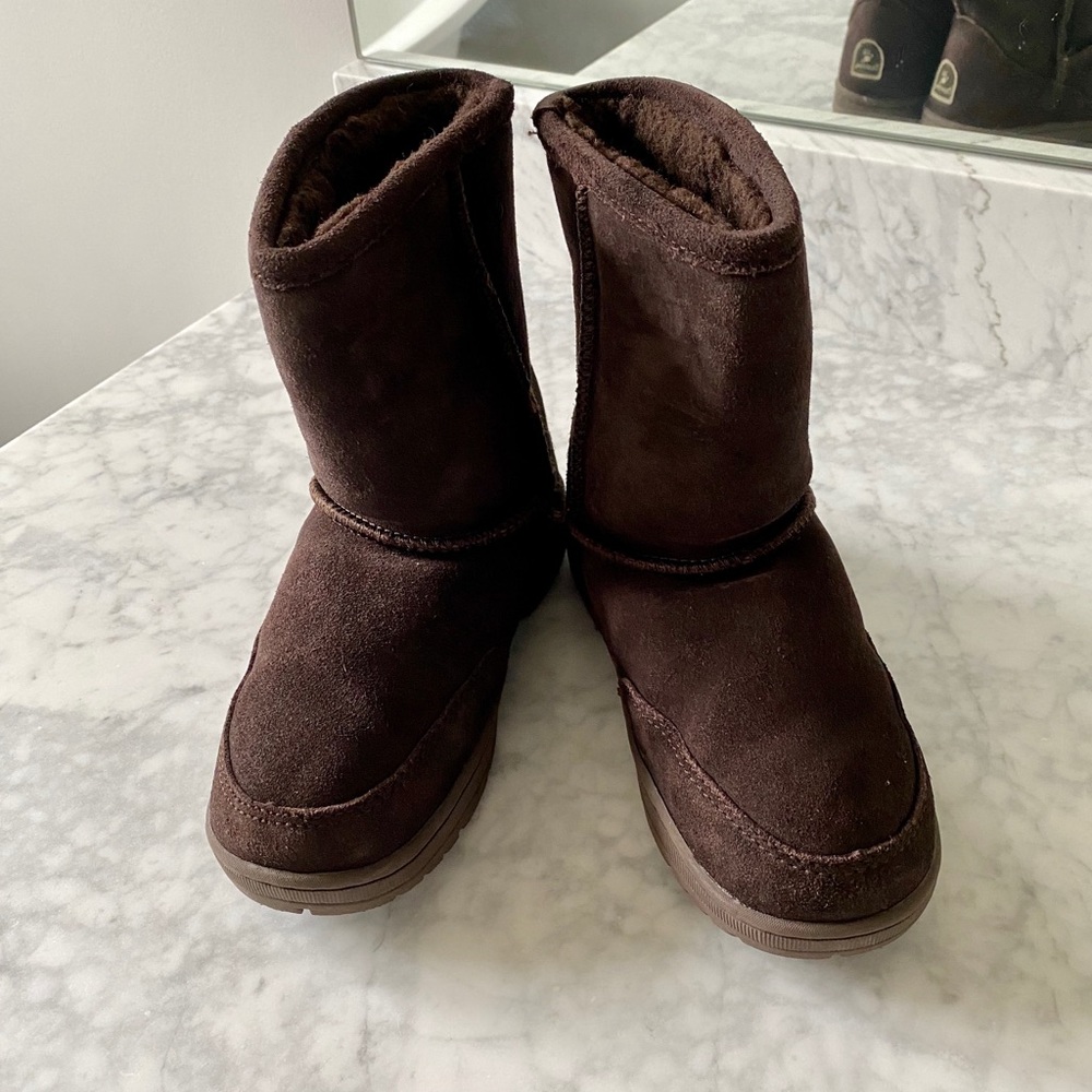 BEARPAW Brady Youth Boot